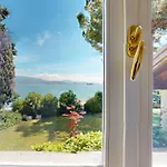 Villa Front 7 By Bookinggardalake