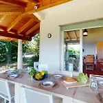 Front 7 By Bookinggardalake Villa *