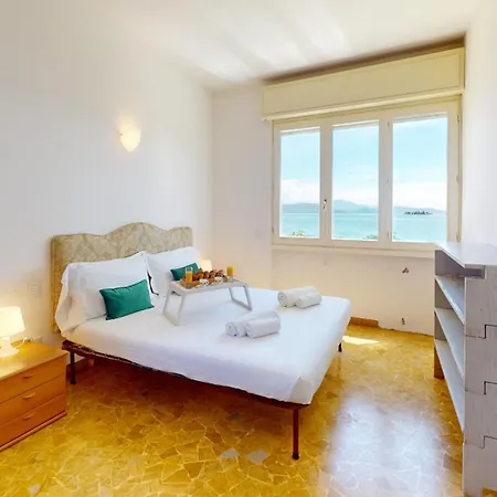 Front 7 By Bookinggardalake مانربا ديل جاردا